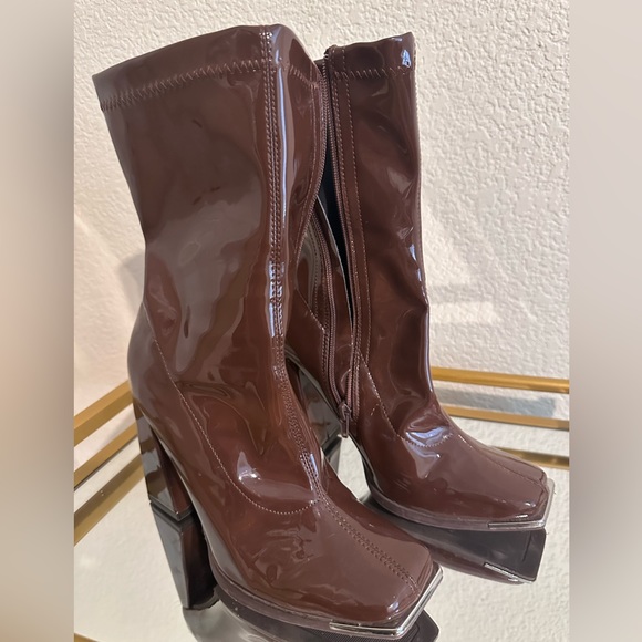 Brown F21 Boots - Picture 3 of 3